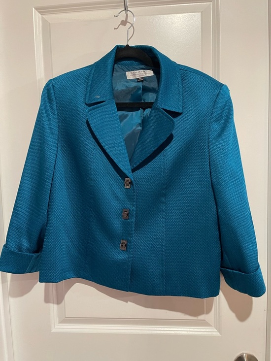 Tahari Jackets & Blazers - Tahari Teal Textured Three-Button Blazer